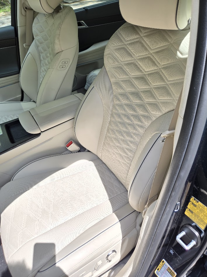 2025 Genesis G80 3.5T Sport Prestige AWD seats