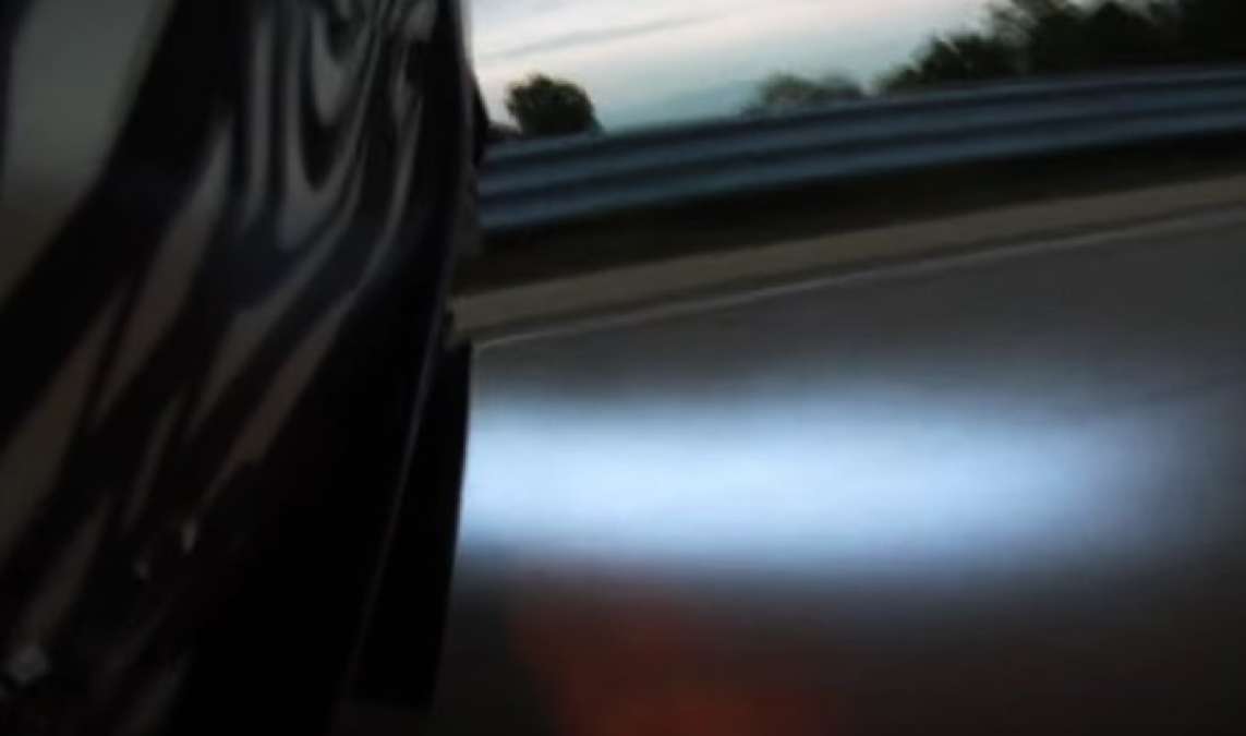 Zr1 exhaust flames