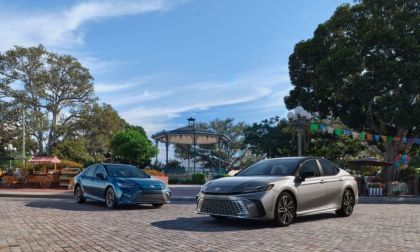 2025 Toyota Camry Hybrid