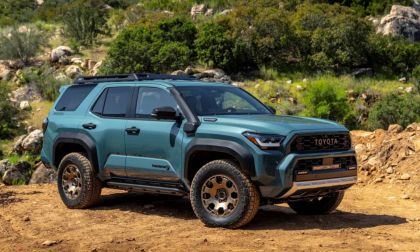 2025 Toyota 4Runner front 3/4 view