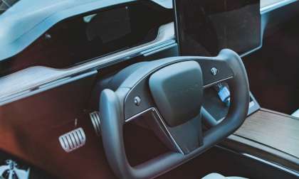 Tesla Yoke Steering Wheel